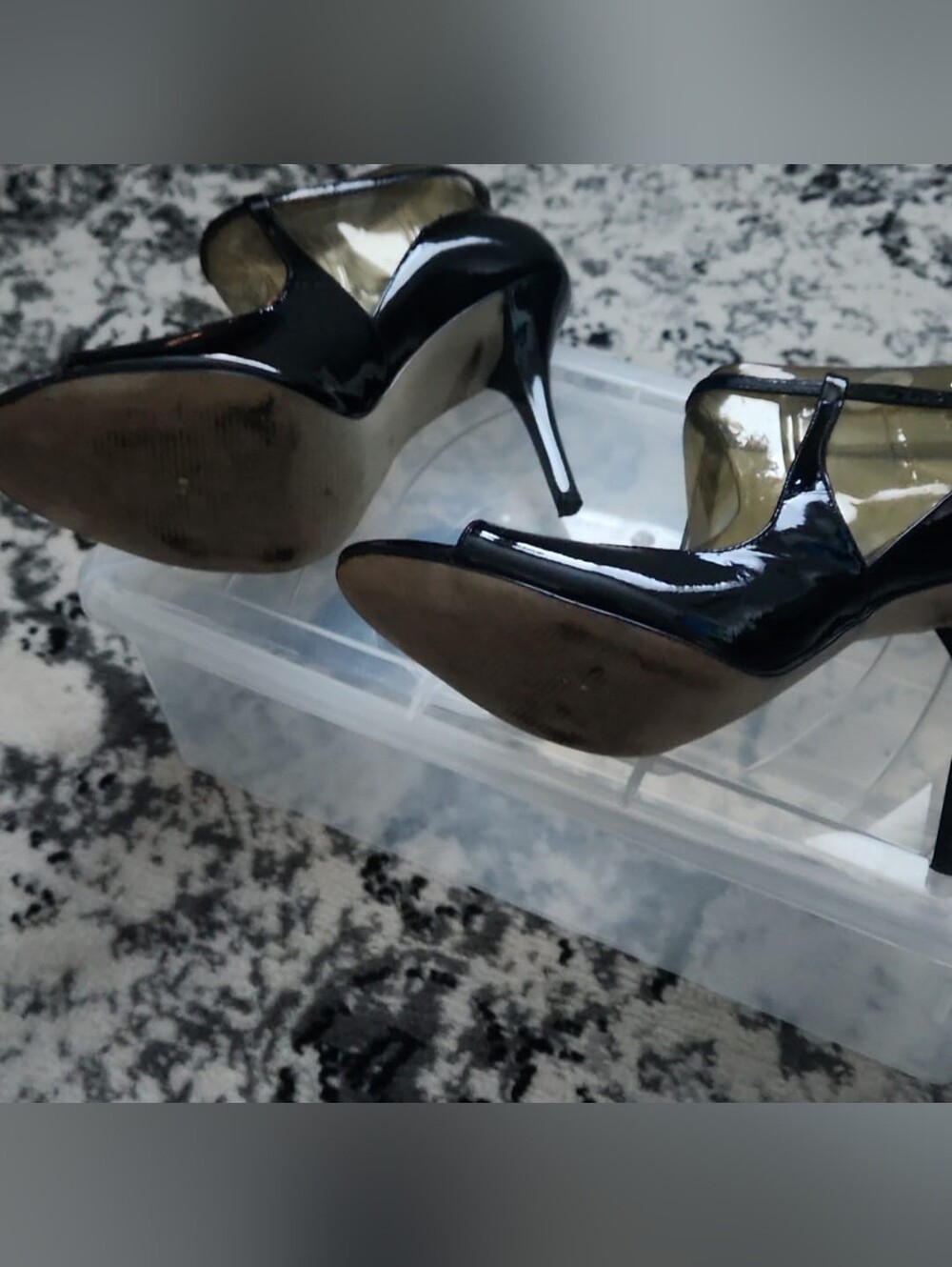 Guess Heels - Picture 3 of 3